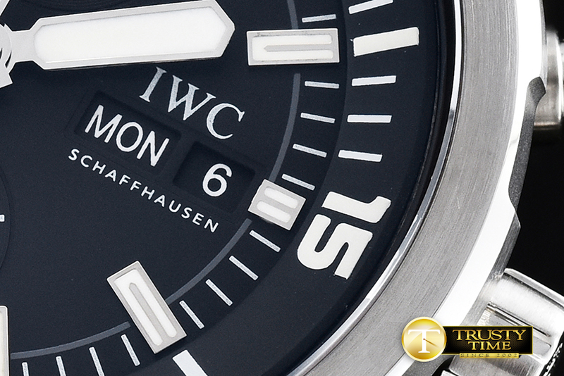 IWC0334B_3.jpg