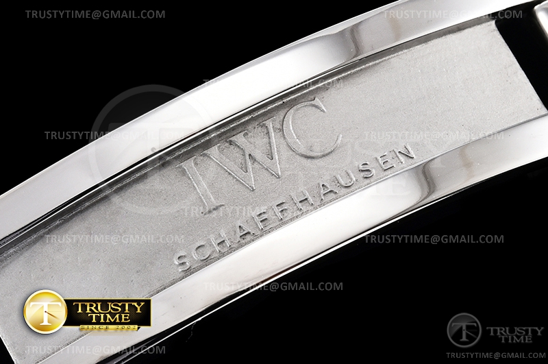 IWC0466B_17.jpg