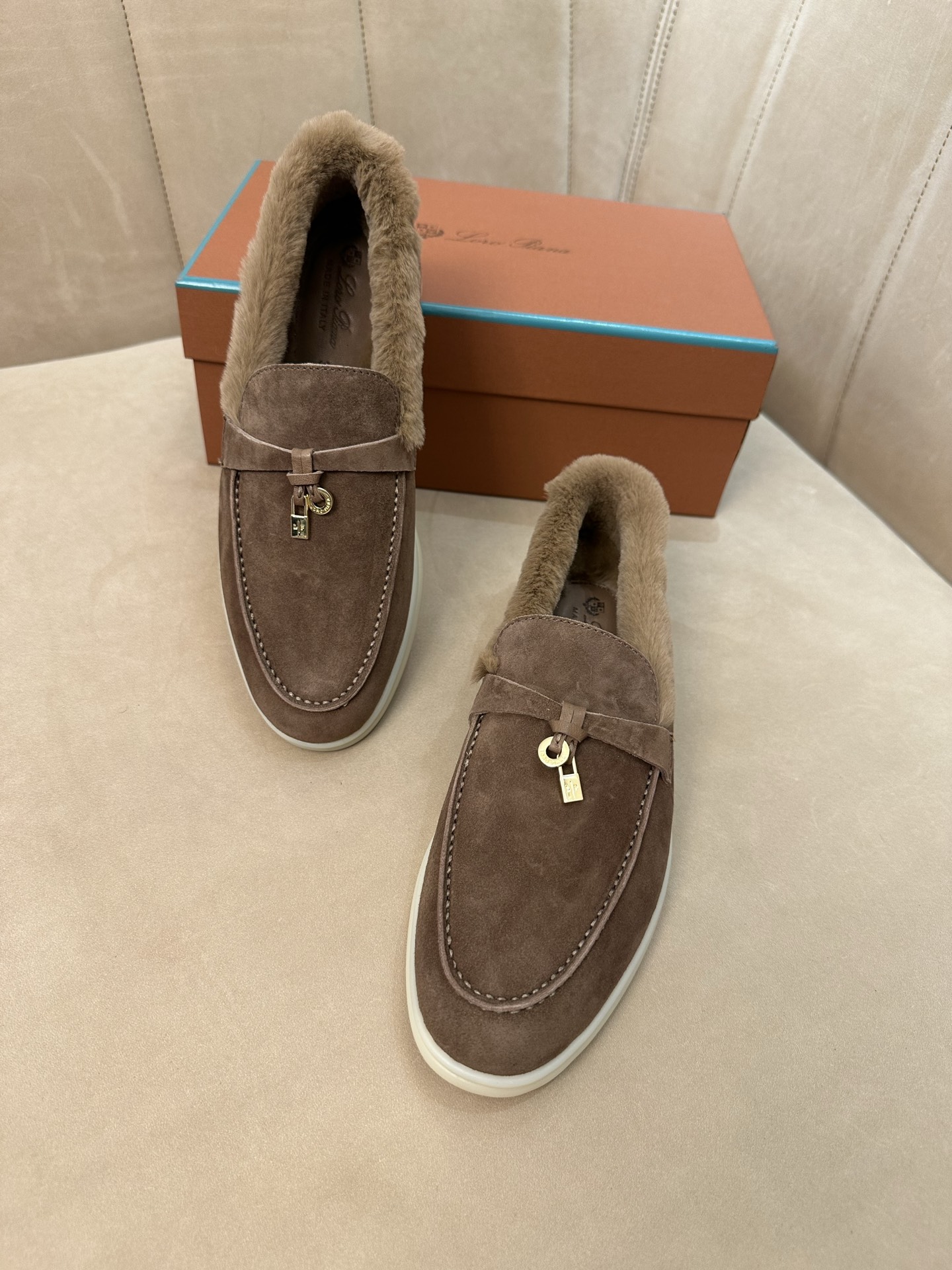 wsxc1758893517276_4.jpg wsxc1758893517276_4.jpg