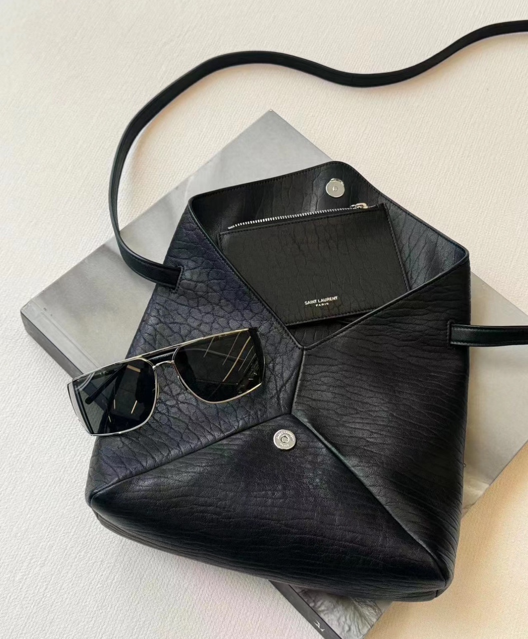 i1731133069_8391_0.jpg i1731133069_8391_0.jpg