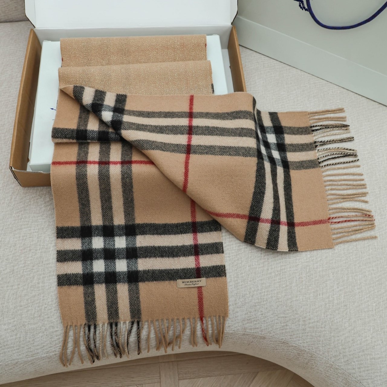 i1760334681_806_2.jpg i1760334681_806_2.jpg