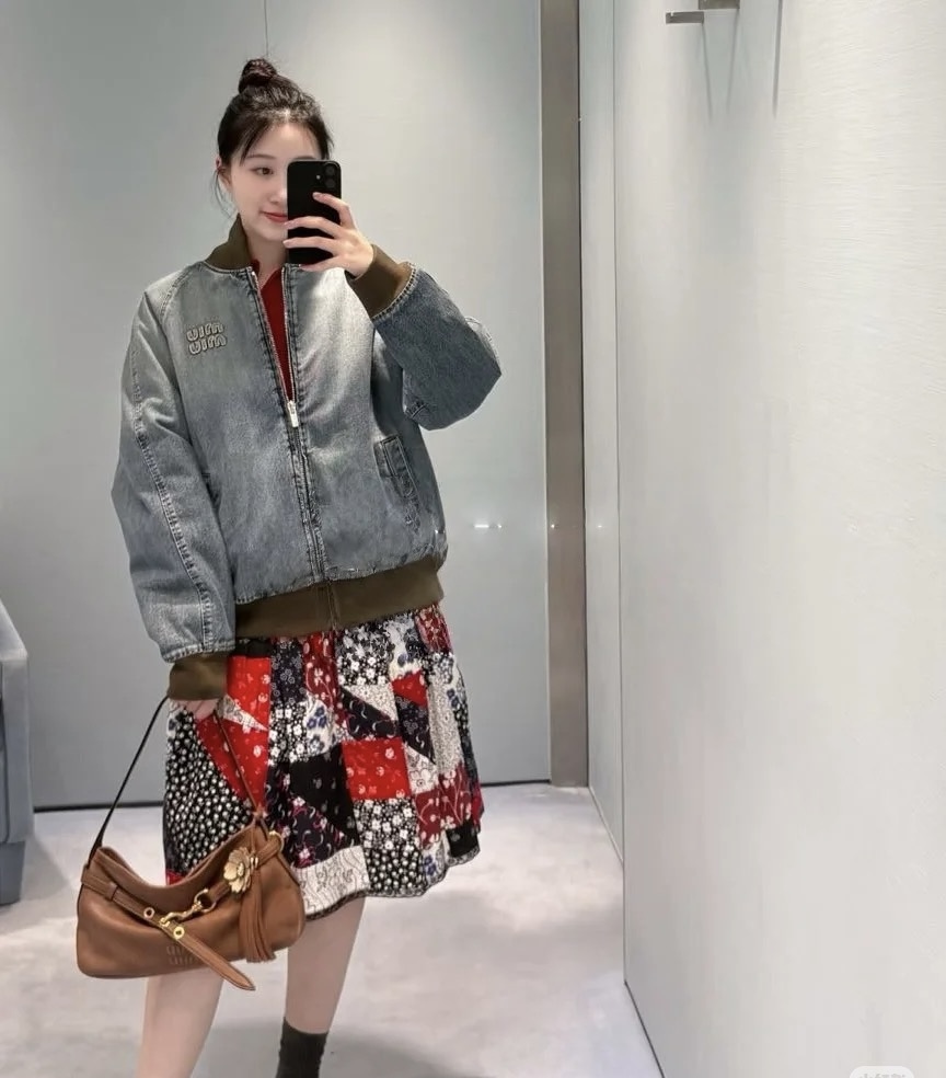 i1765703695898_4770_0_0.jpg i1765703695898_4770_0_0.jpg