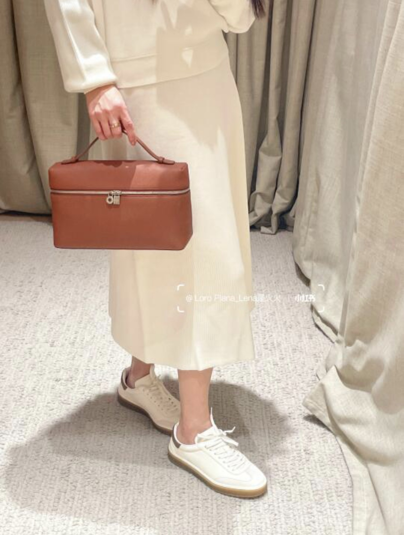 i1718875084_193_0.jpg i1718875084_193_0.jpg